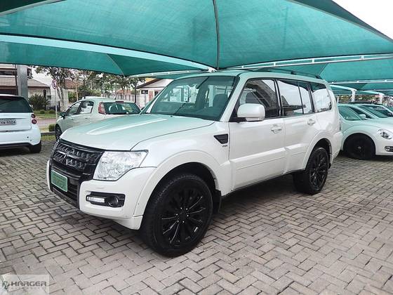 MITSUBISHI PAJERO FULL 3.2 HPE 4X4 16V TURBO INTERCOOLER DIESEL 4P AUTOMÁTICO